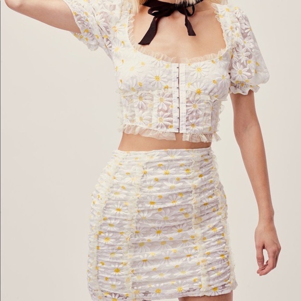 For Love and Lemons : Brulee Daisy Set